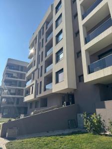 Budova, kde se apartmán nachází + 13 fotografií