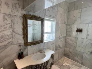 Afbeelding uit fotogalerij van The Gregoire Boutique Villa in Hermanus +99 foto's