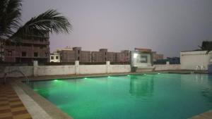 Bazén v ubytování Star Inn Beachfront Resort nebo v jeho okolí