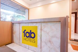 FabExpress Utsav Residency - Nr Panvel Railway Station的证书、奖牌、标识或其他文件