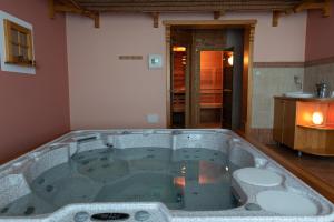 Fotografie z fotogalerie ubytování Country House Apat v destinaci Šoštanj + 37 fotografií