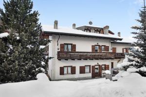 Baita Franz Mansarda 1 Livigno during the winter