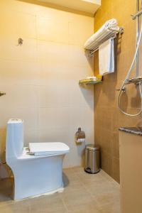 Koupelna v ubytování Mhendo Hotel & Studio Suites