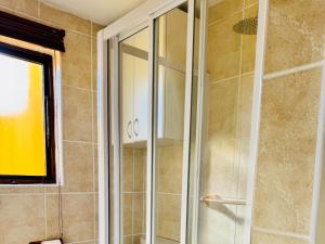 Ένα μπάνιο στο Summerstrand Beach Guest House +44 φωτογραφίες