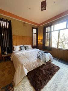 Gallery image of The Missinɠ Peace in Shangarh