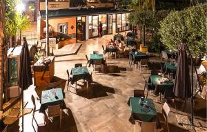 Εστιατόριο ή άλλο μέρος για φαγητό στο Fiori