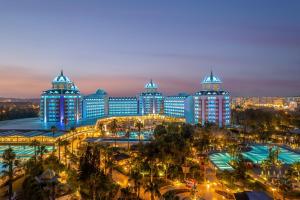 The swimming pool at or close to Delphin BE Grand Resort