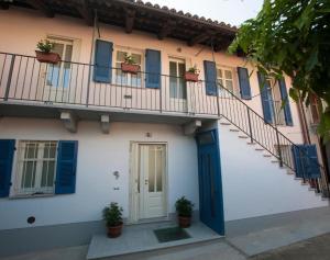 Tòa nhà nơi căn hộ tọa lạc