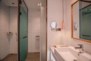 Koupelna v ubytování Lijiang Snow Mountain Bengu Hotel-Shuhe Ancient Town Branch 丽江雪山奔鼓酒店-束河古镇店