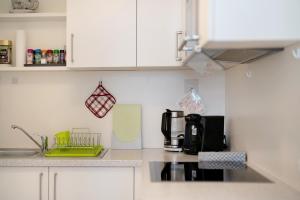 Nhà bếp/bếp nhỏ tại 2 Zimmer Wohnung, mit Sonnenterasse +26 ảnh
