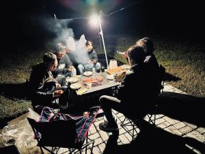 Hosté ubytování 桜の山荘