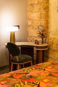Postel nebo postele na pokoji v ubytování Canvas Boutique Hotel