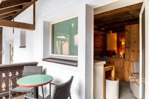 Kuchyň nebo kuchyňský kout v ubytování Haus Gabriel - Seefeld