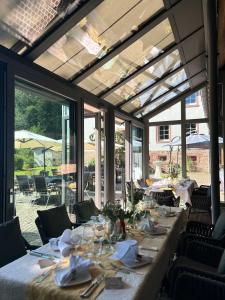 Restaurace v ubytování Landgasthof Geiersmühle + 35 fotografií