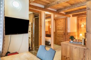 TV a/nebo společenská místnost v ubytování Haus Gabriel - Seefeld