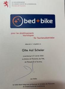 Ferienhaus Gîte Al Scheier Tarchamps的证书、奖牌、标识或其他文件