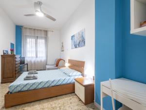 A bed or beds in a room at Studio Fra Cristoforo Studio Apartment by Interhome