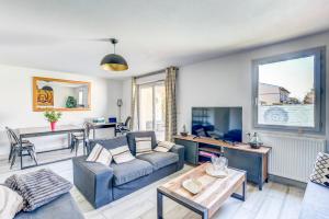 Χώρος καθιστικού στο Villa St Simon - 11 couchages, piscine, parking, parfait entre famille, amis ou pros