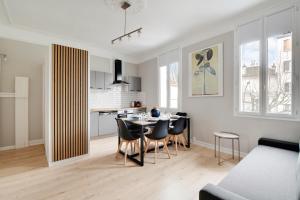 Kuchyň nebo kuchyňský kout v ubytování Le Jardin Anglais - 6p - Proche Gare + 4 fotografie