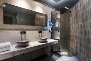 Koupelna v ubytování Catania Smart Hotel