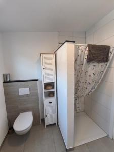 Koupelna v ubytování Seezeit + 12 fotografií