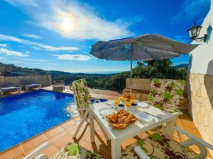 Bazén v ubytování Holiday Home La Era by Interhome nebo v jeho okolí
