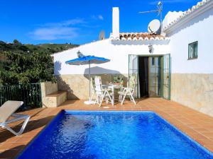 Bazén v ubytování Holiday Home La Era by Interhome nebo v jeho okolí