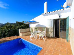 Bazén v ubytování Holiday Home La Era by Interhome nebo v jeho okolí