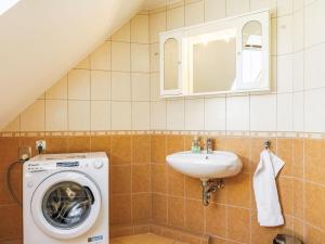 A bathroom at Holiday Home Horvath by Interhome