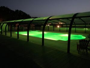 Bazen v nastanitvi oz. blizu nastanitve Camping Paradis L'Ile de Kernodet