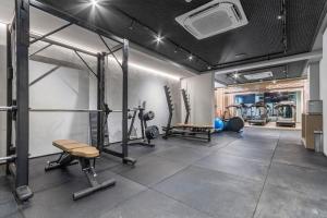 Fitness centrum a/nebo fitness zařízení v ubytování Beach Haus Bessa por Carpediem + 285 fotografií