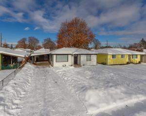 Adorable 2 BD 1 BTH Home Minutes Away from Gonzaga v zimě