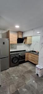 Kuchyň nebo kuchyňský kout v ubytování Apartamentos solymar oropesa del mar