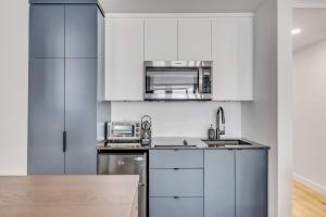 Η κουζίνα ή μικρή κουζίνα στο Initial / Libre / Centre-ville de Quebec