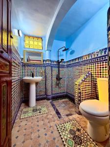 Koupelna v ubytování Riad DAR FES