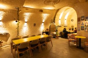 Posezení v ubytování Lemon Cave Suites + 37 fotografií