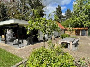Zahrada ubytování Cosy lodge in beautiful walking and cycling surroundings