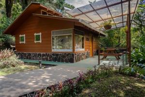 Zahrada ubytování Los Pinos Cabins & Reserve