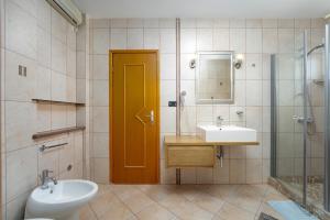 Kúpeľňa v ubytovaní Funtana Apartments Budinjaš + 37 fotografií