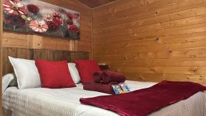 Postel nebo postele na pokoji v ubytování Alojamiento Rural Setenil