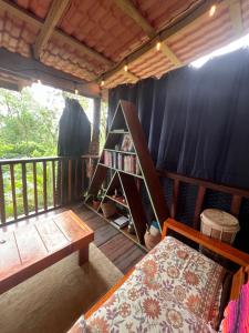 Balkón nebo terasa v ubytování Gracias Madre Jungle and Ocean View Cabins
