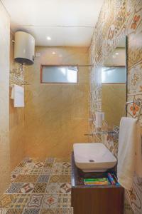 Koupelna v ubytování Hotel Devine Zirakpur Chandigarh