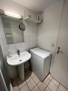 Ένα μπάνιο στο Résidence Le Moana - 002 - Maison avec vue exceptionnelle sur l'Océan MAE-2391