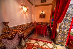 Posezení v ubytování Riad Amira Luxury Palace