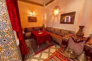 Posezení v ubytování Riad Amira Luxury Palace