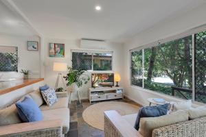 Χώρος καθιστικού στο 16 Bigoon Road