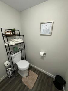 Ένα μπάνιο στο Our modern tiny home