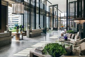 Ruang duduk di The St. Regis Hong Kong