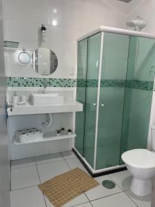 Koupelna v ubytování Apartment in Barra 600m Praia do porto da Barra