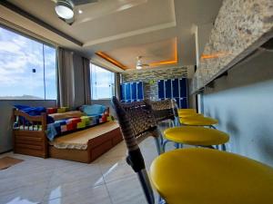Hostel Casa da Pedra的休息区